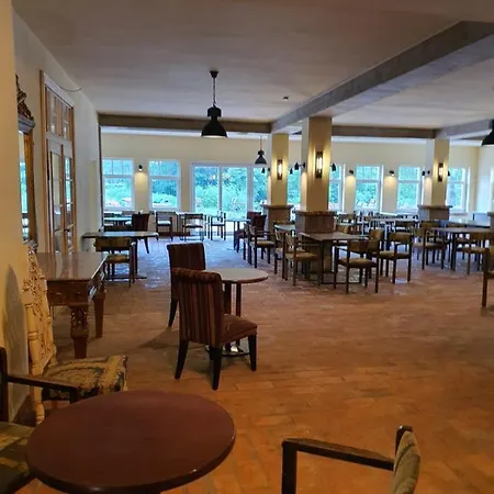 Hotel Herrenhaus Fleether Muehle 호텔 미로우